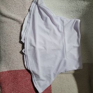 White skort size small